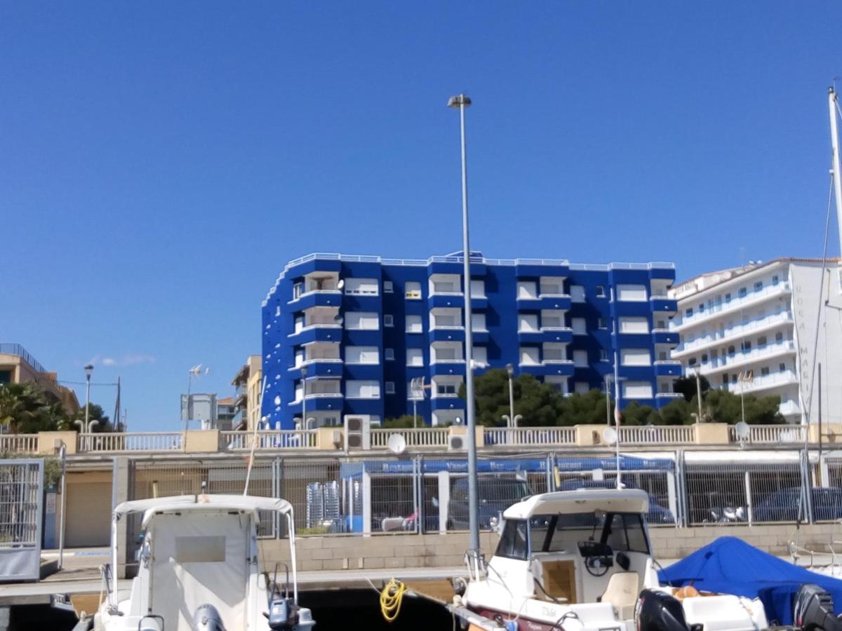 1ª Linea Reformado Y Frente Al Puerto Deportivo Firmamos Contrato Si El Cliente Lo Solicita Aunque Es Necesario Hacer La Reserva Para Poder Comunicarse Hospitalet De L'Infant Esterno foto